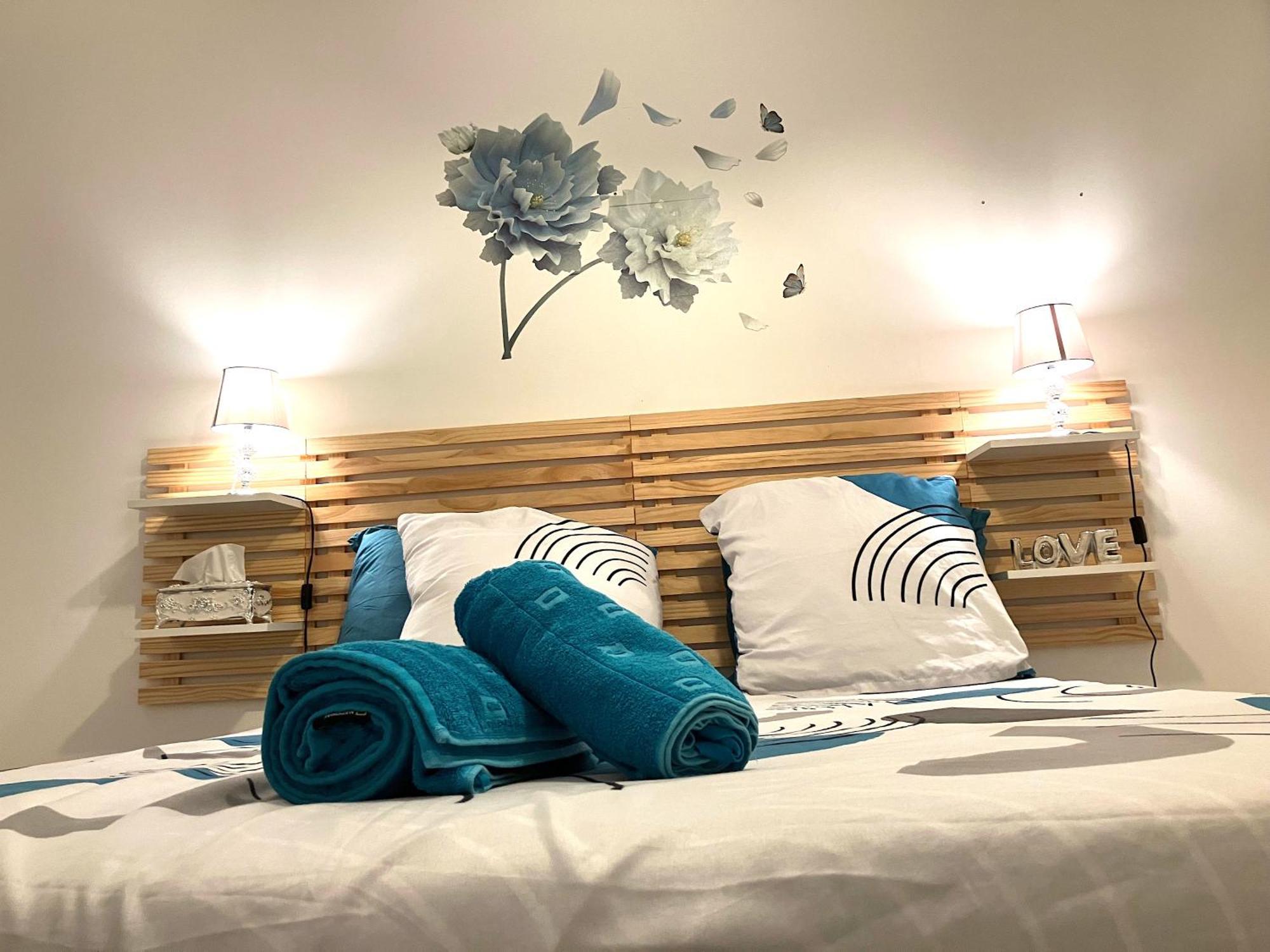 Snowqueen Hotel Apartment Paris-Disney Chelles  Eksteriør billede