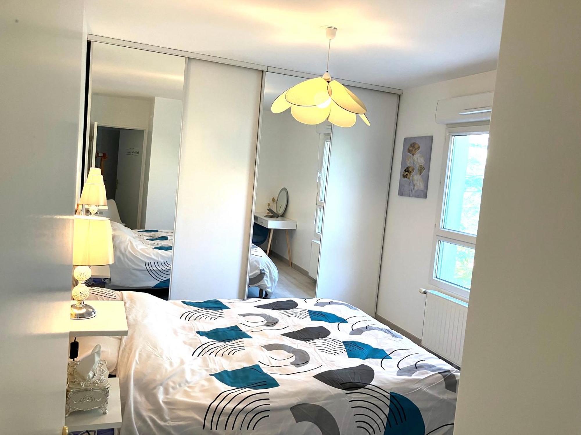 Snowqueen Hotel Apartment Paris-Disney Chelles  Eksteriør billede